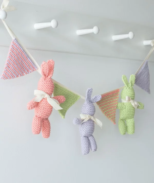 Baby Bunny & Bunting Free Knitting Pattern