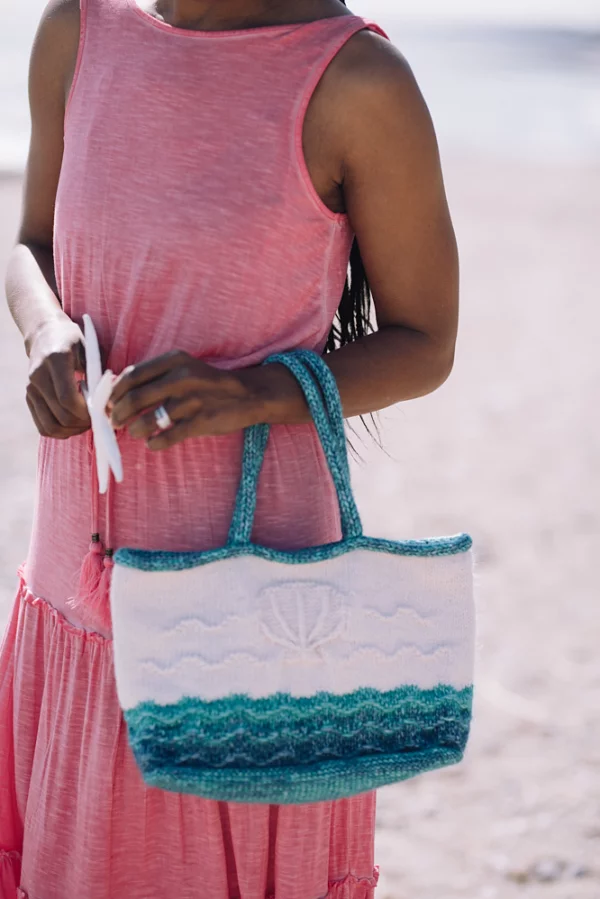 Bay Scallop Beach Tote