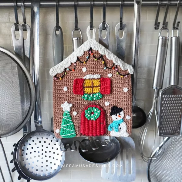 Gingerbread House Potholder