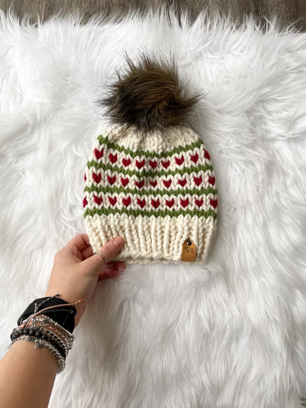 Holiday Hearts Hat