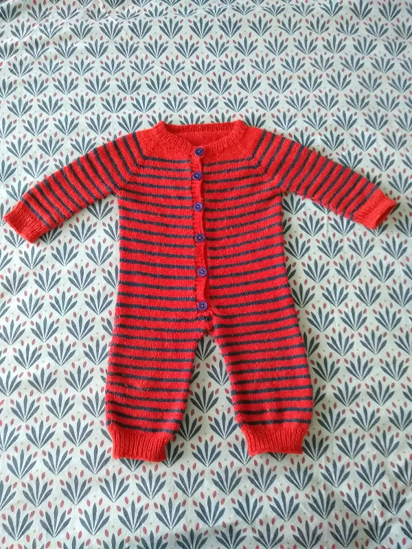 Iroise Onesies Knitting Pattern