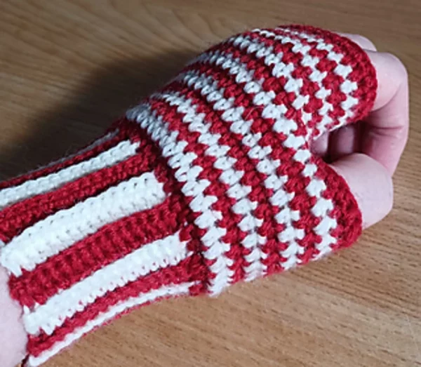 Peppermint Gloves