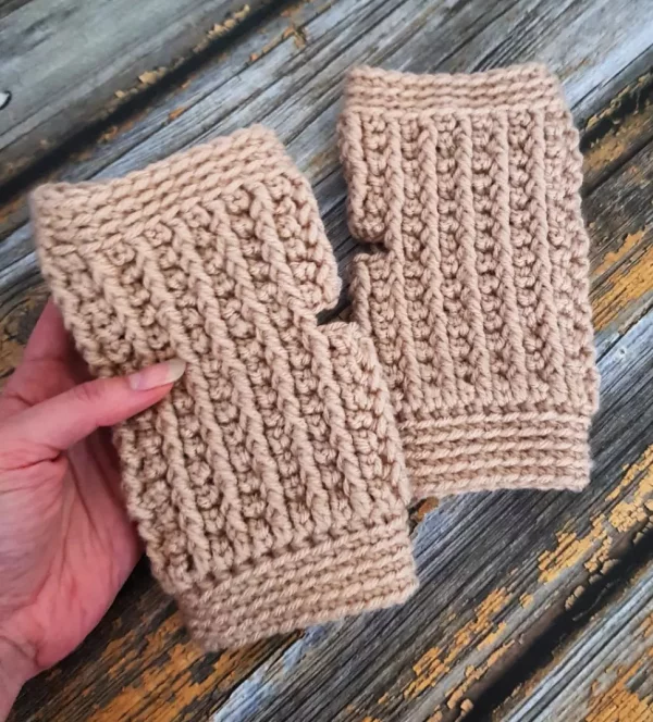 Plait N Post Mitts