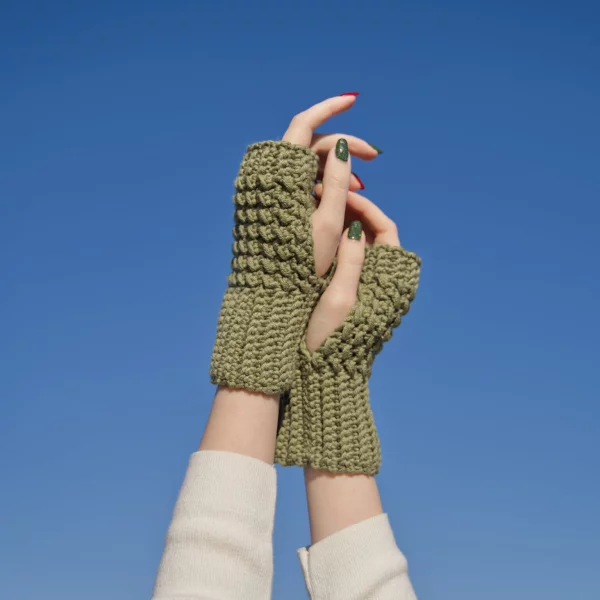 Quick & Easy Crochet Fingerless Gloves