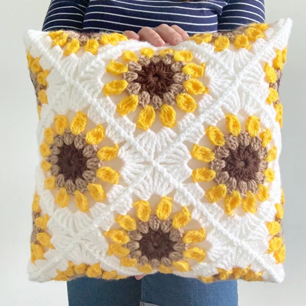 Solig Sunflower Pillow