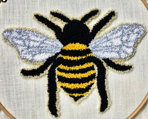 Queen Bee - Free Punch Needle Pattern + Tutorial